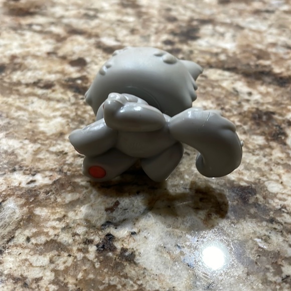 LITTLEST PET SHOP LPS GREY PERSIAN GRAY CAT #82 GREEN EYES - Picture 3 of 3